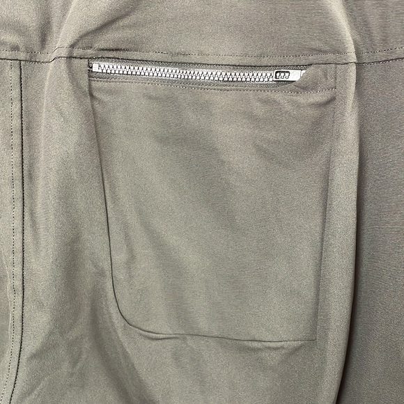 Lululemon dark olive green ABC Jogger *Shorter 28" size XL - Picture 4 of 12